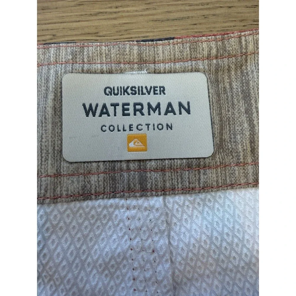 Quick Silver Men's Board Shorts Waterman Collection Size 38
